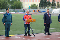 В Великом Новгороде торжественно открыли Межрегиональные спортивные соревнования главных управлений МЧС России по пожарно-спасательному спорту