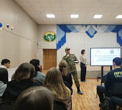 Алексей Прокопов встретился с девятиклассниками панковской школы