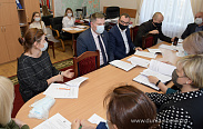 Состоялись заседания комитетов областной Думы