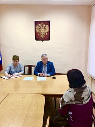 Анатолий Федотов провёл очередной депутатский приём в отделе-центре по работе с населением "Западный"