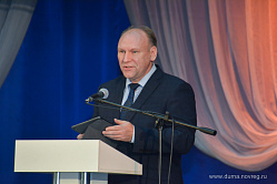 Юрий Саламонов: «Обретение всеобщего национального счастья возможно, важно только поднять производительность  труда на достаточно высокий для этого уровень»