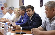 Новгородская областная Дума и Новгородская областная Федерация профсоюзов обсудили меры поддержки медработников и работников лесного хозяйства