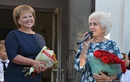 Елена Писарева и Алексей Чурсинов встретили День знаний в своей родной школе