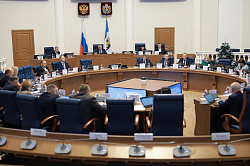 Депутаты внесли изменения в областные законы в сфере социальной поддержки граждан