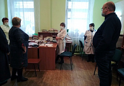 Александр Федоровский посетил врачебную амбулаторию в Юбилейнинском территориальном отделе