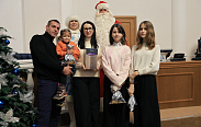 Юные жители региона примерили на себя роль депутатов Новгородской областной Думы