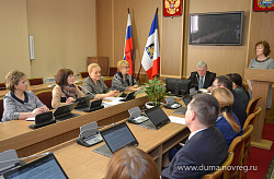 Состоялись заседания комитетов областной Думы