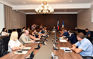 Заседания комитетов областной Думы