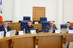 На внеочередном заседании правительства региона обсудили предстоящие изменения в областной бюджет-2024