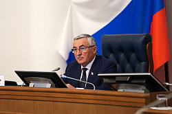 Депутаты продолжают работу над изменением законодательной базы региона в целях реализации единой системы публичной власти