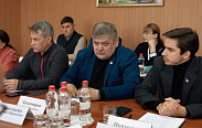 Выездное расширенное заседание парламентских комитетов в Пестовском округе 