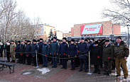 В преддверии Дня защитника Отечества новгородцы собрались на митинг у стелы «Город воинской славы» 