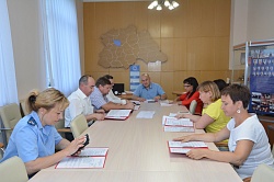 Состоялось заседание комиссии по проведению антикоррупционной экспертизы
