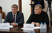Комитет Новгородской областной Думы по здравоохранению, социальной политике и делам ветеранов провел выездное заседание