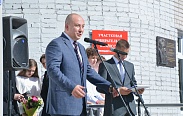 Елена Писарева и Алексей Чурсинов встретили День знаний в своей родной школе