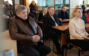 В рамках выездного заседания профильных комитетов Новгородской областной Думы депутаты посетили социальные объекты Пестовского округа