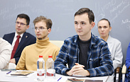 Юрий Бобрышев провел встречу с участниками проекта «Академия молодых политиков»