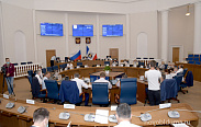 Состоялось заседание областной Думы 
