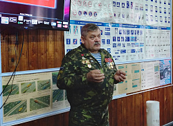 Сергей Тихомиров провёл открытый урок для хвойнинских школьников
