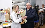  В День добровольца Юрий Бобрышев поблагодарил волонтёров новгородского движения «За други своя»