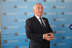 Юрий Бобрышев обозначил ключевые направления работы Новгородской областной Думы в осеннюю сессию Юрий Бобрышев обозначил ключевые направления работы Новгородской областной Думы в осеннюю сессию