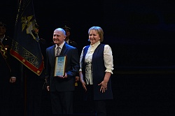 Елена Писарева поздравила сотрудников МВД с профессиональным праздником 