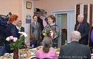 Елена Писарева поздравила с 90-летним юбилеем жительницу Великого Новгорода Александру Ивановну Щенникову