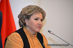 Председатель областной Думы поблагодарила работников скорой помощи за спасенные жизни