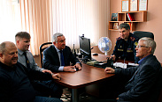 Руководство Новгородской областной Думы во главе с её председателем Юрием Бобрышевым посетили колонию-поселение №6