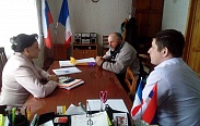 Ольга Борисова провела прием граждан в Холмском районе