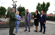 Депутаты областной Думы посетили Луганск 