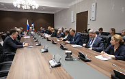Заседания комитетов областной Думы