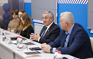 Юрий Бобрышев провел встречу с участниками проекта «Академия молодых политиков»