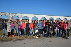 Депутаты и аппарат Новгородской областной Думы приняли участие в общегородском субботнике