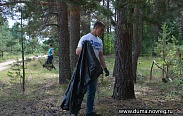 Молодежный парламент при Новгородской областной думе организовал акцию «Чистый берег»