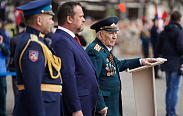 Праздничный парад в Великом Новгороде