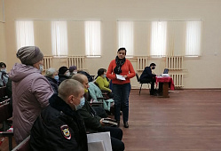 Ольга Борисова приняла участие в сходах граждан в Старорусском муниципальном районе
