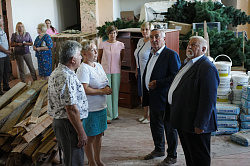Продолжается капитальный ремонт сельского Дома культуры в деревне Бурга