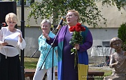 На месте находки первой берестяной грамоты открыт памятный знак