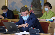 Состоялись заседания комитетов областной Думы 