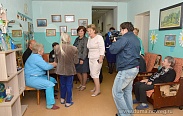 Елена Писарева посетила Шимский комплексный центр социального обслуживания	