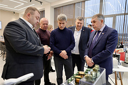 Депутаты ознакомились с работой предприятия «Трансвит» и прилегающим технопарком