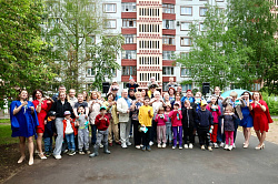 В Великом Новгороде прошло мероприятие, посвященное Дню соседей и юбилею ТОС «Шестой двор»
