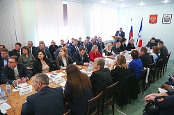 Евгений Катенов принял участие в заседании правительства Новгородской области