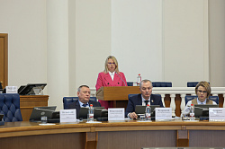 Почти четверть бюджета региональной системы соцзащиты направляется на поддержку семей с детьми