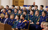 Юрий Бобрышев поблагодарил сотрудников региональных структур спасательных служб за самоотверженный труд и высокий профессионализм