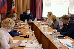Председатель Новгородской областной Думы приняла участие в заседании регионального правительства