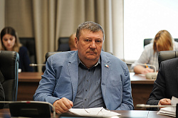 Илья Костусенко помог решить вопрос с расчисткой колодца на Красном поле