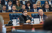 Губернатор Новгородской области Андрей Никитин выступил с ежегодным отчётом перед депутатами