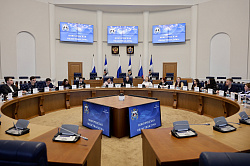 Молодежный парламент при Новгородской областной Думе обсудил вопросы сохранения памяти об участниках СВО